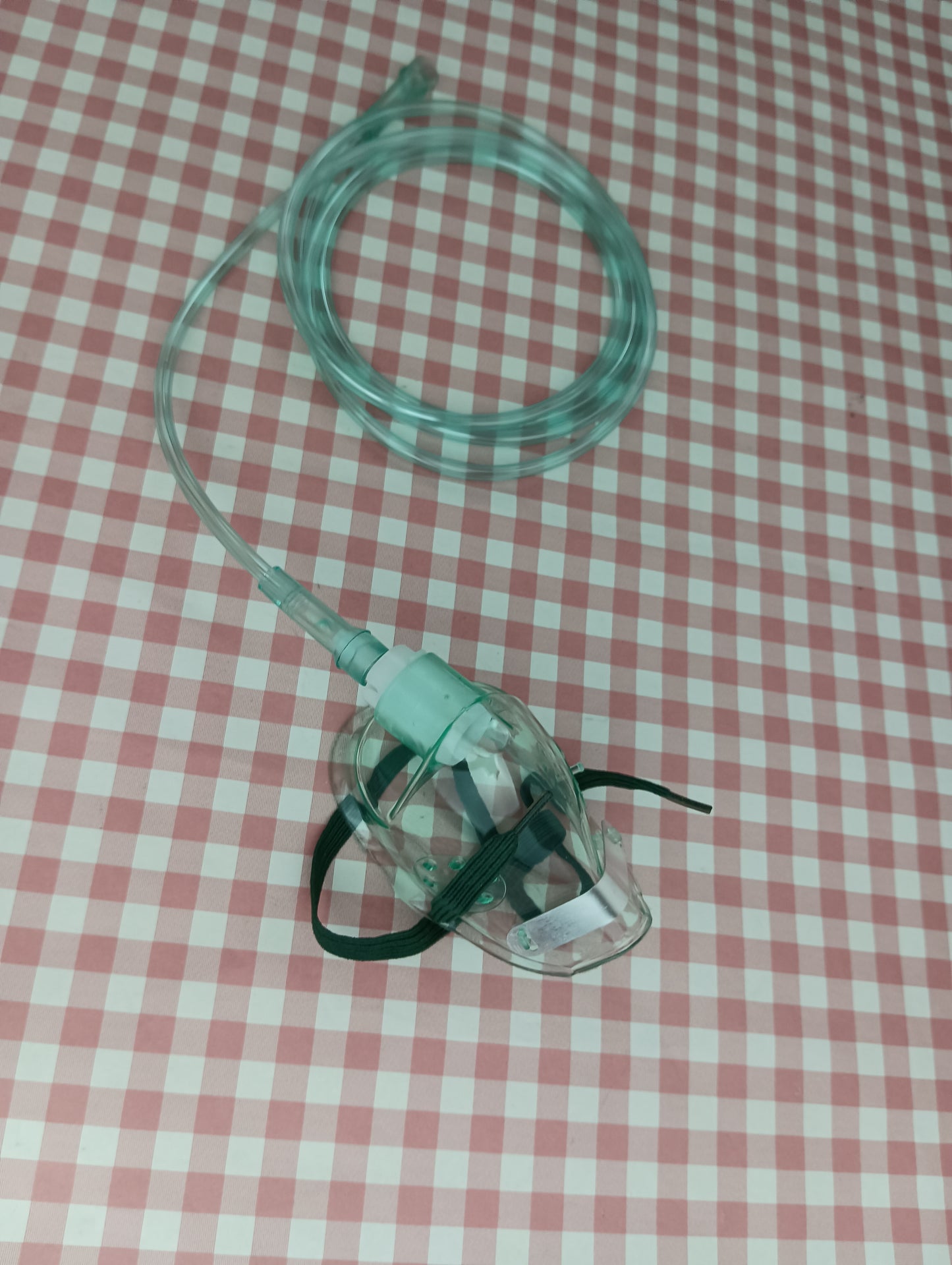 Oxyrilgen Oxygen inhalators for medical use, sold empty Disposable Oxygen Mask Oxygen Absorption Adult Child Infant Oxygen Mask Green 1.5m Nose Clip